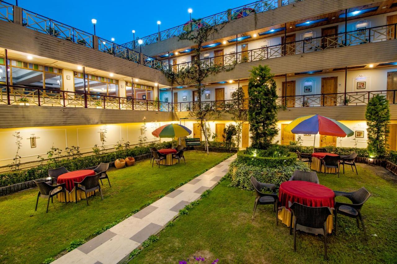 Snow Valley Resorts & Spa Manali Exteriér fotografie